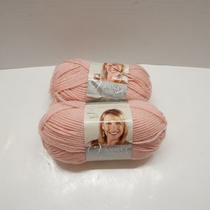 Lion Brand Vanna’s Choice Yarn 101 Pink Acrylic 3.5 oz Lot of 2 Skeins